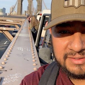 Meet your Posher, Aj